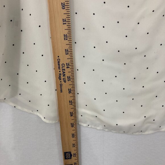 Elegant White Polka Dot Blouse - Picture 5 of 10